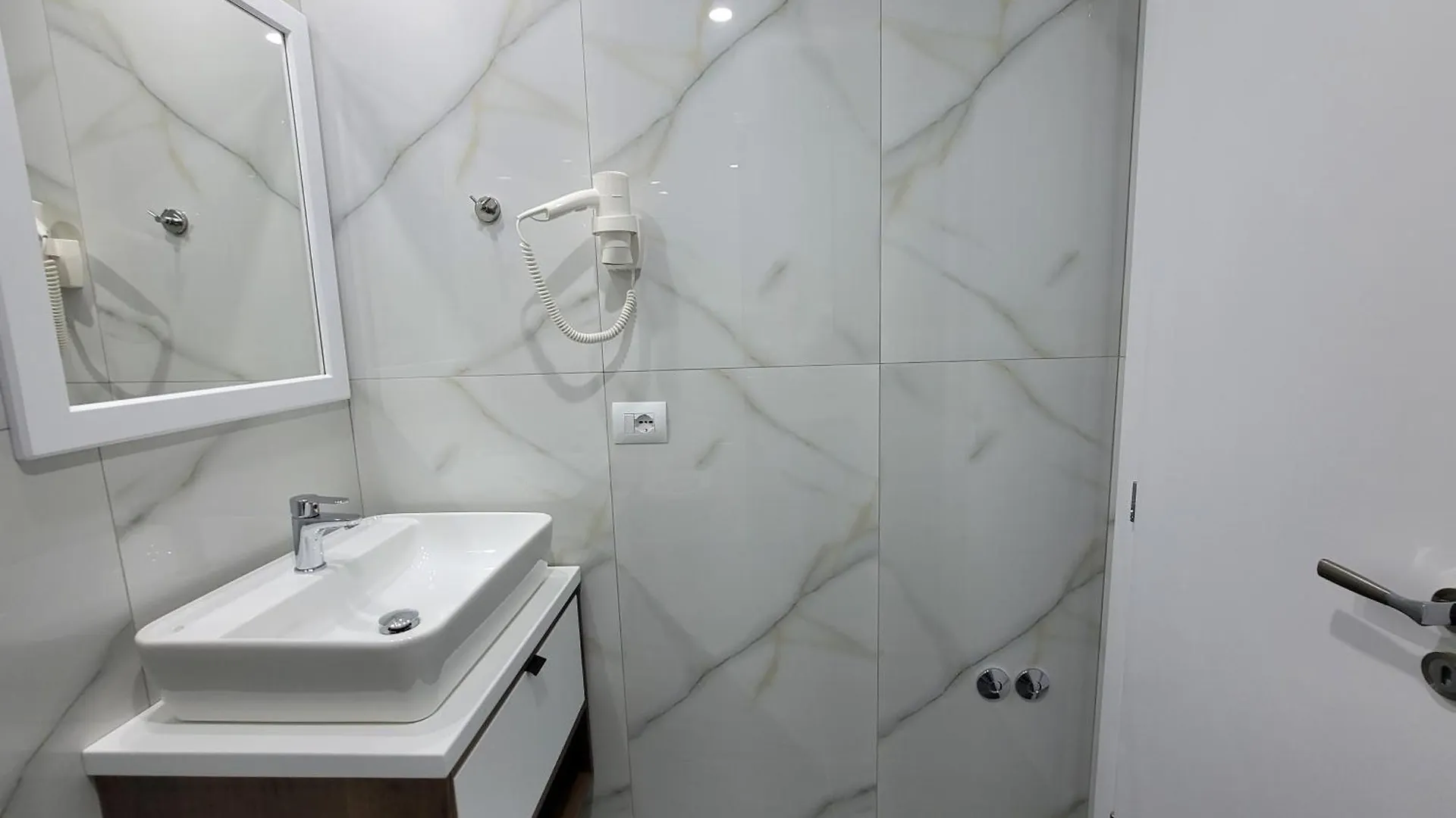 Prestige Hotel Ksamil