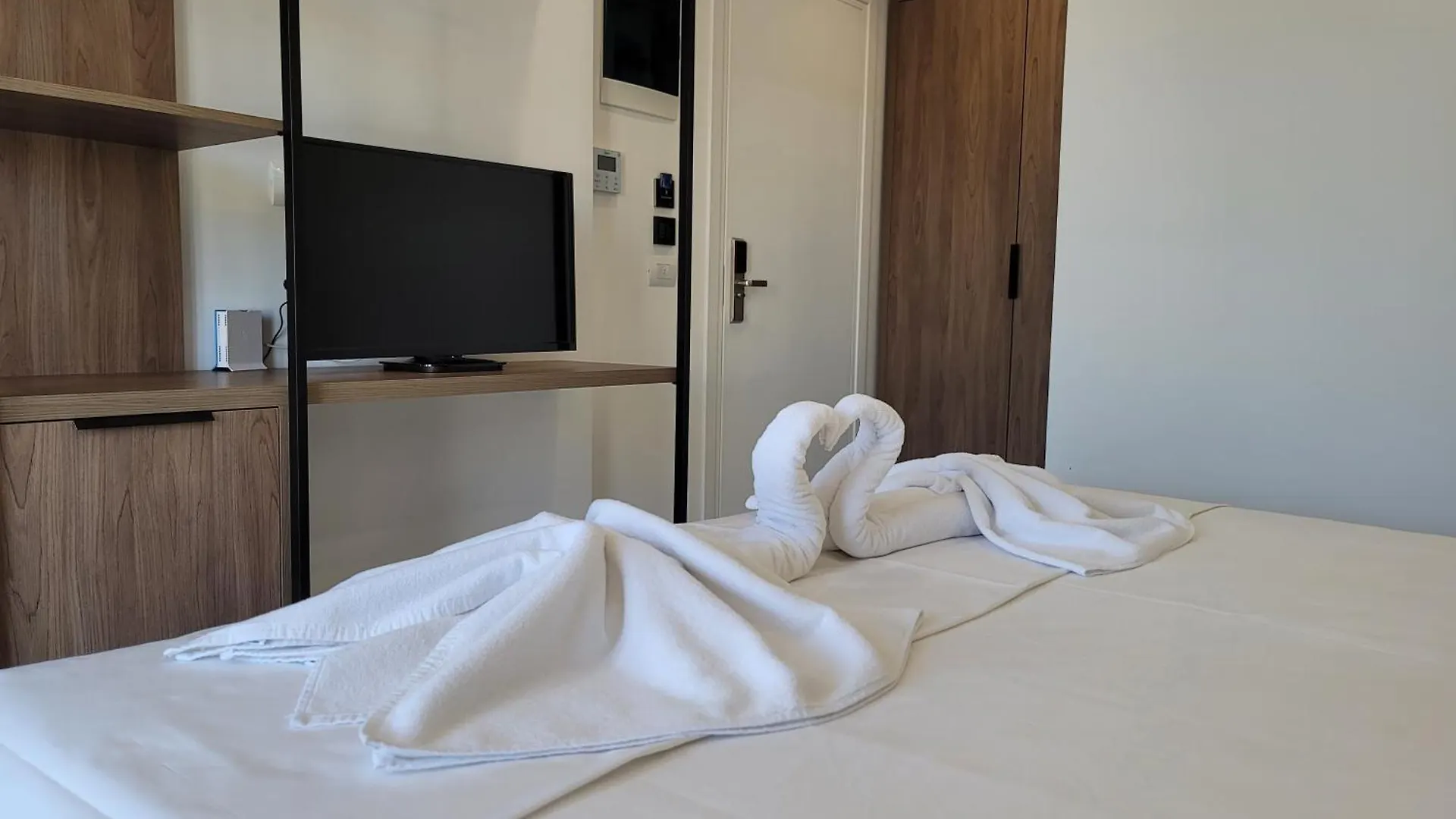 Prestige Hotel Ksamil