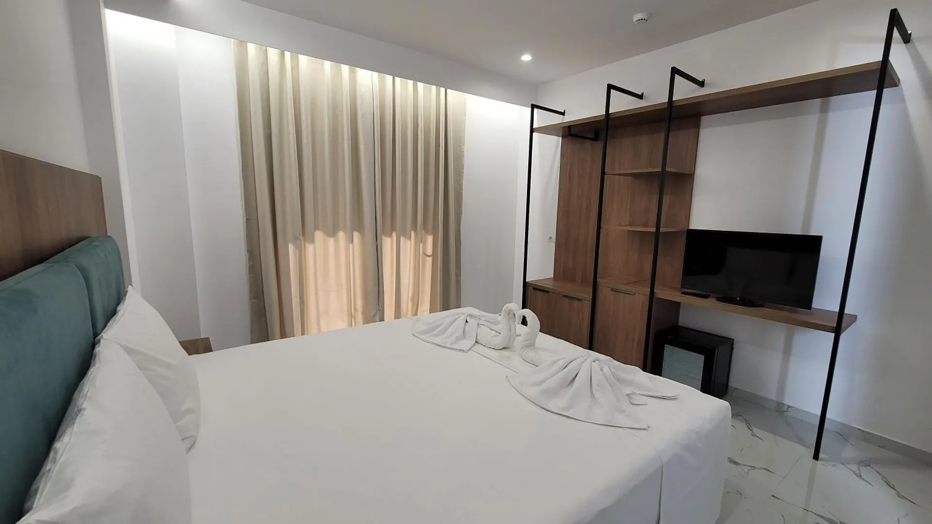 Prestige Hotel Ksamil