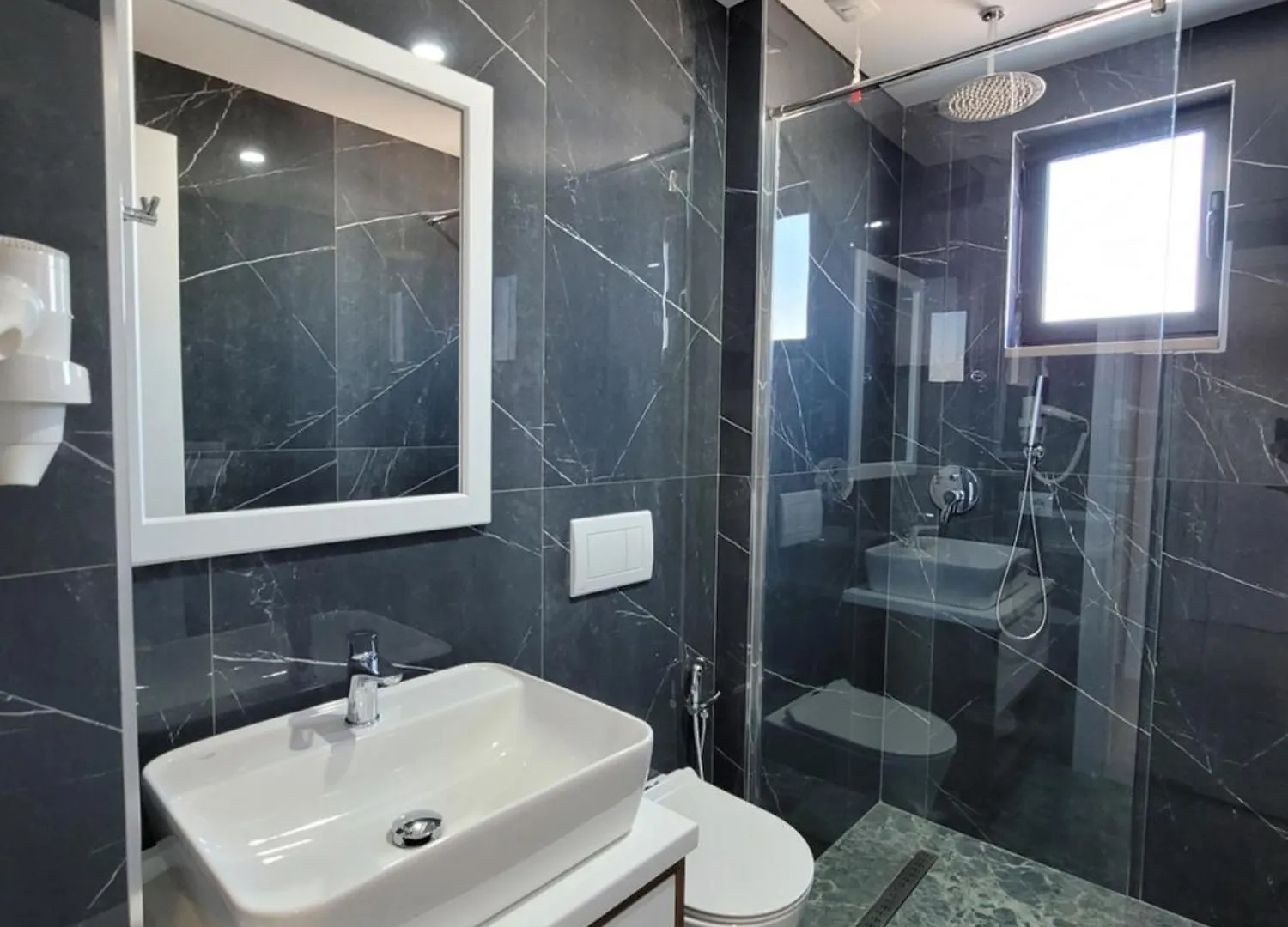Prestige Hotel Ksamil