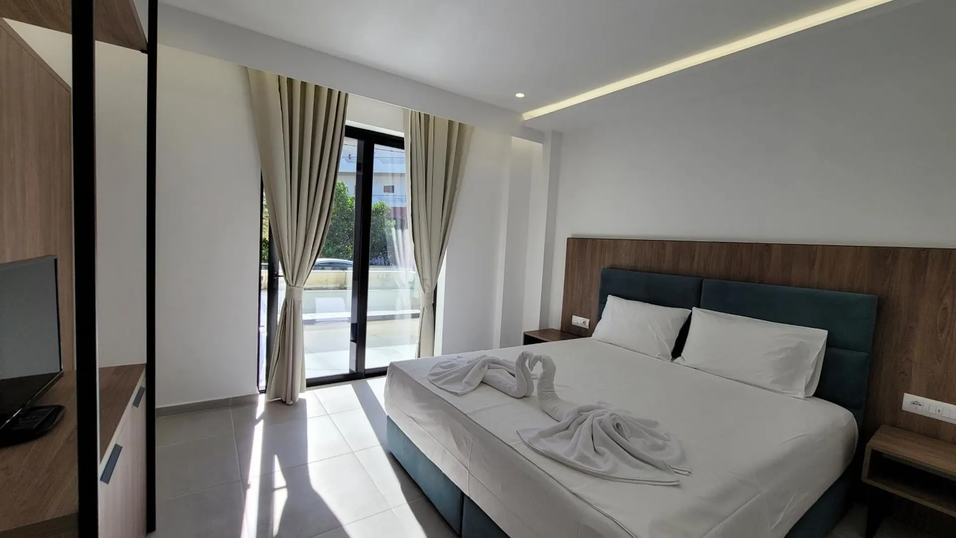 Prestige Hotel Ksamil