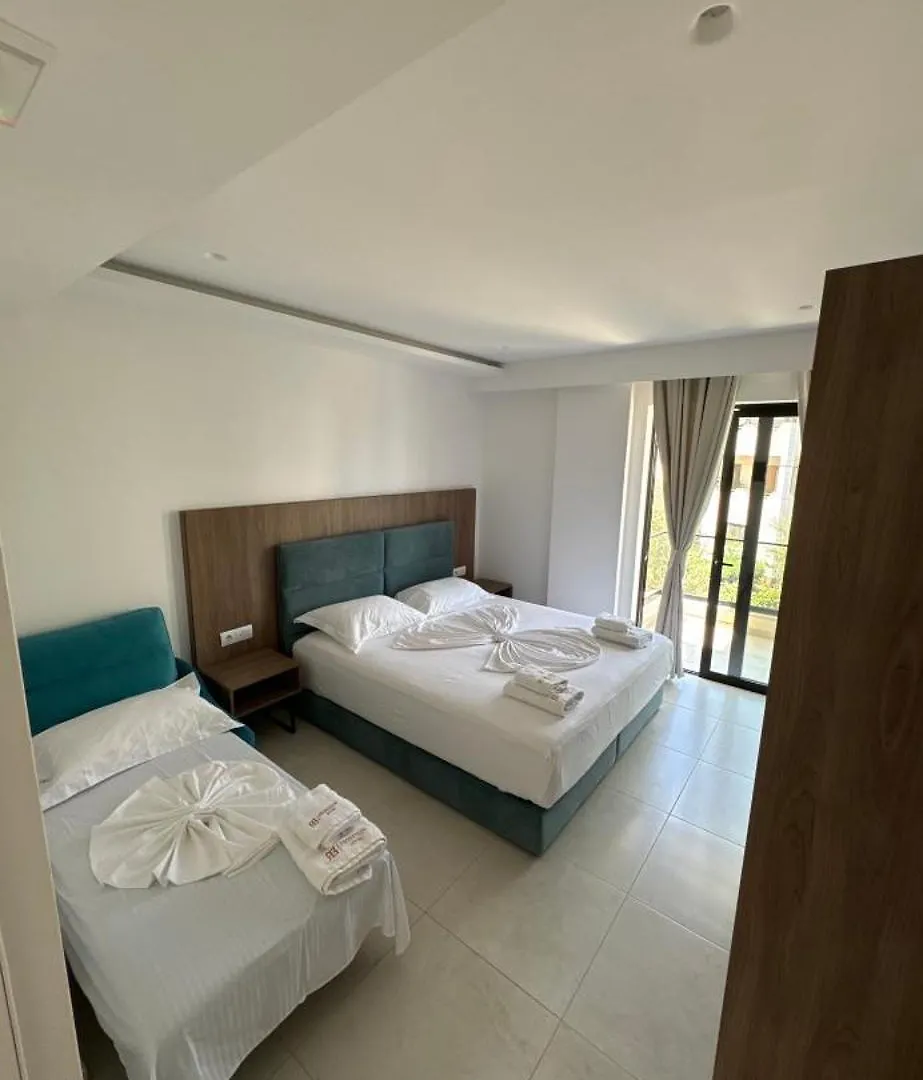 Prestige Hotel Ksamil 3*,